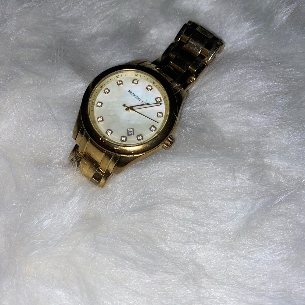 Michael Kors Round Face Watch